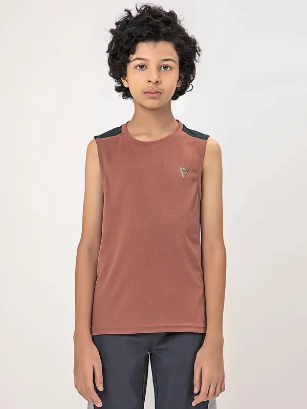 Boys Colorblock Slim Fit Crew Neck T-shirt with TECHNO COOL 