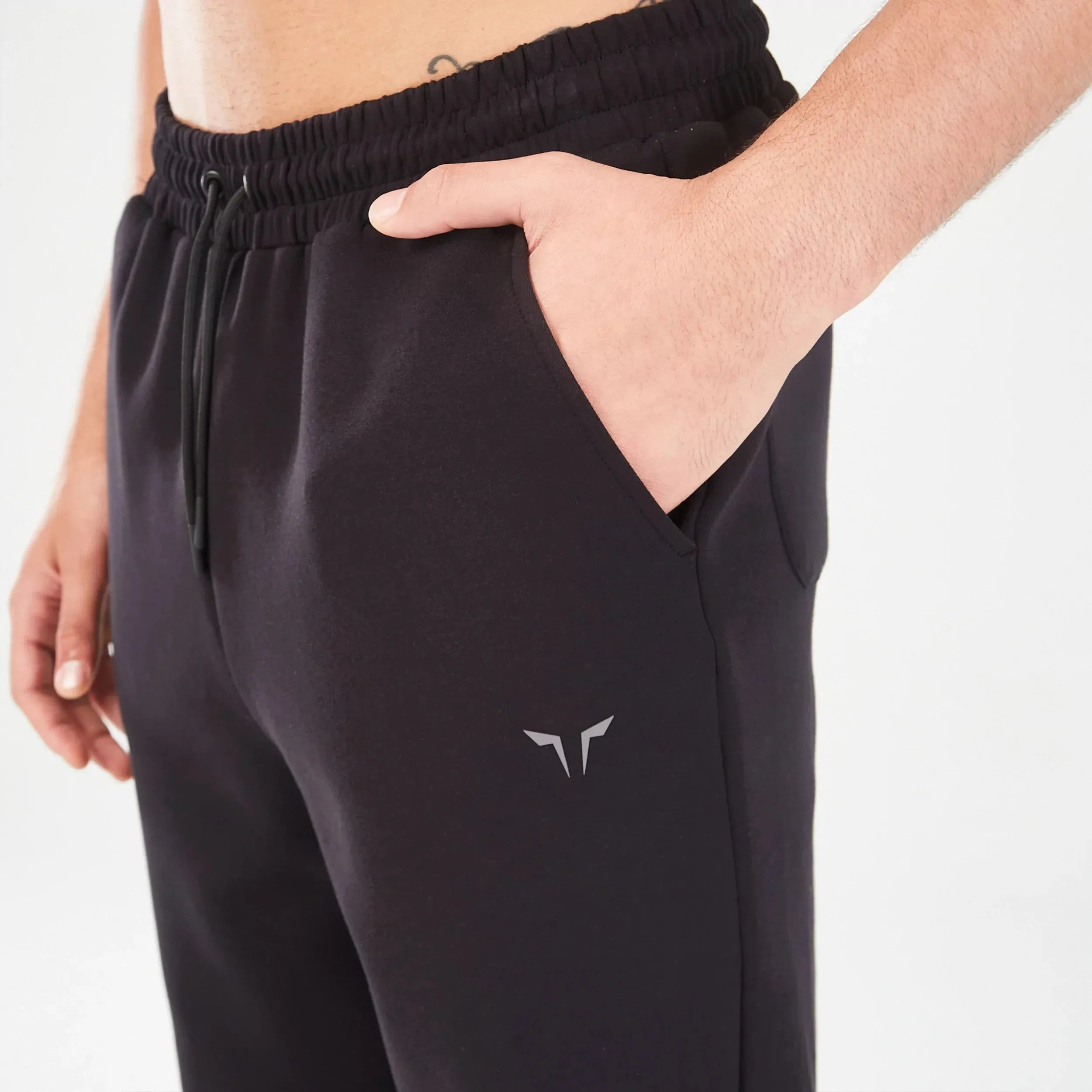 Core Level Up Joggers - Black