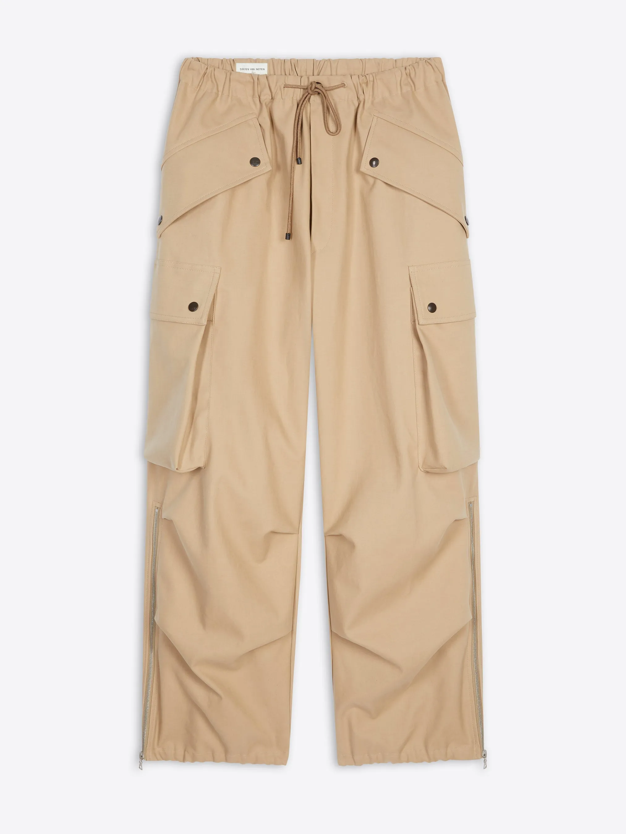 Loose cargo pants