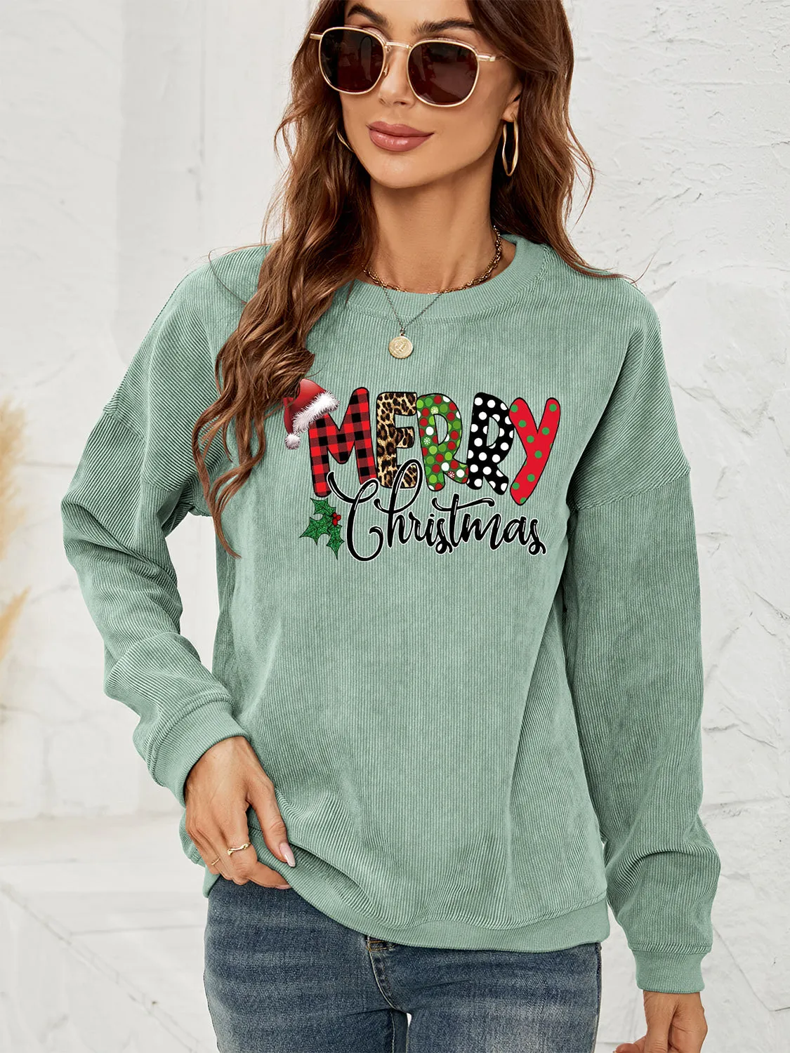 MERRY CHRISTMAS Graphic Sweatshirt