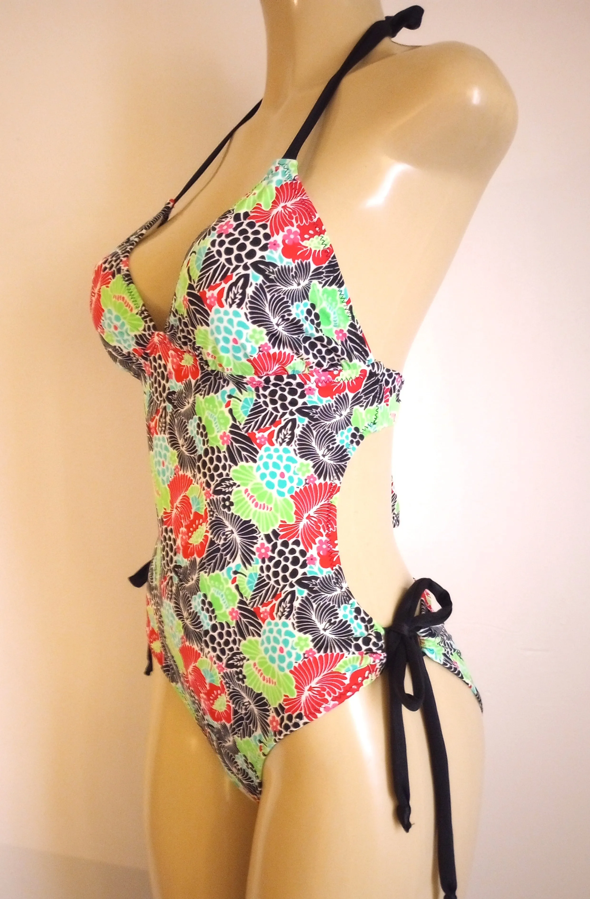 Tie Back Monokini Halter Scrunch Butt One Piece Swimsuit